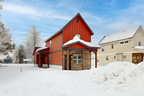Rosey - The Petite Chalet in the Pines